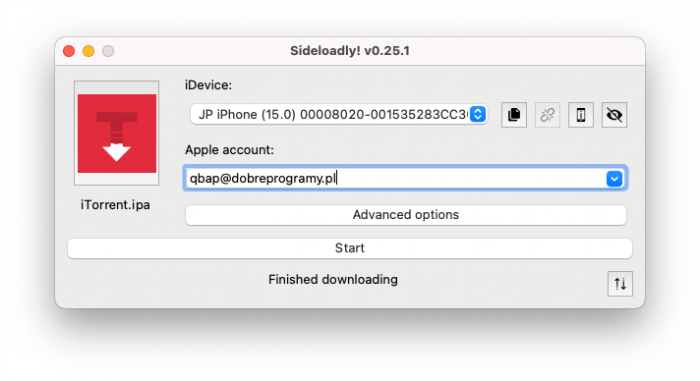 Screenshot of Sideloadly app with loaded iTorrent IPA.