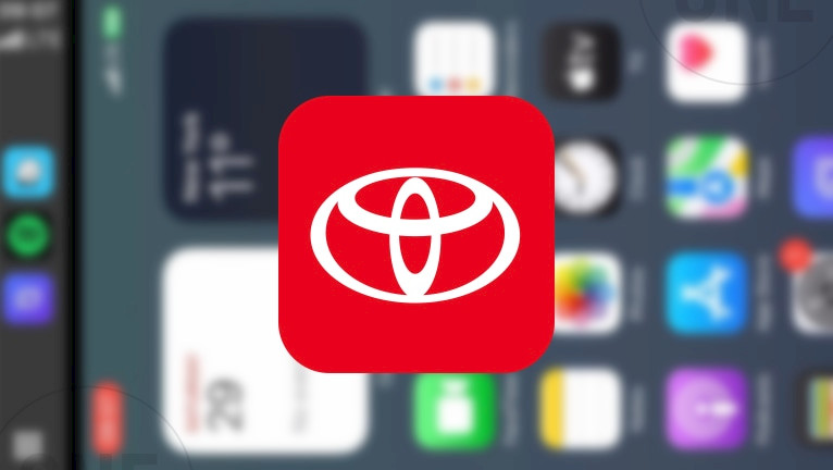 Promotion image of How to Mirror iPhone Screen to Toyota article.